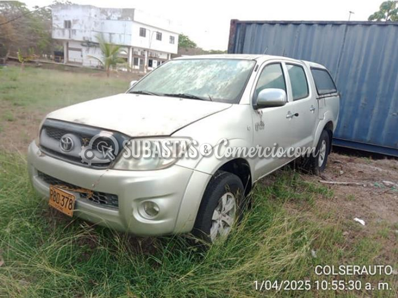 toyota hilux doble cabina para reparaci n y regrabaci n de chasis 1.png